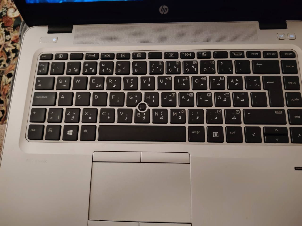 حاسبه Hp للبيع

مواصفاته

AMD PRO A10-8700B  المعالج جيل سادس
RAM G الرام
SSD 256GB + HDD 500GB التخزين
كرت شاشة Radeon R6
بطارية 100
ويندوز 10

للتواصل واتساب ***********

السعر 300 بيها مجال شوي
