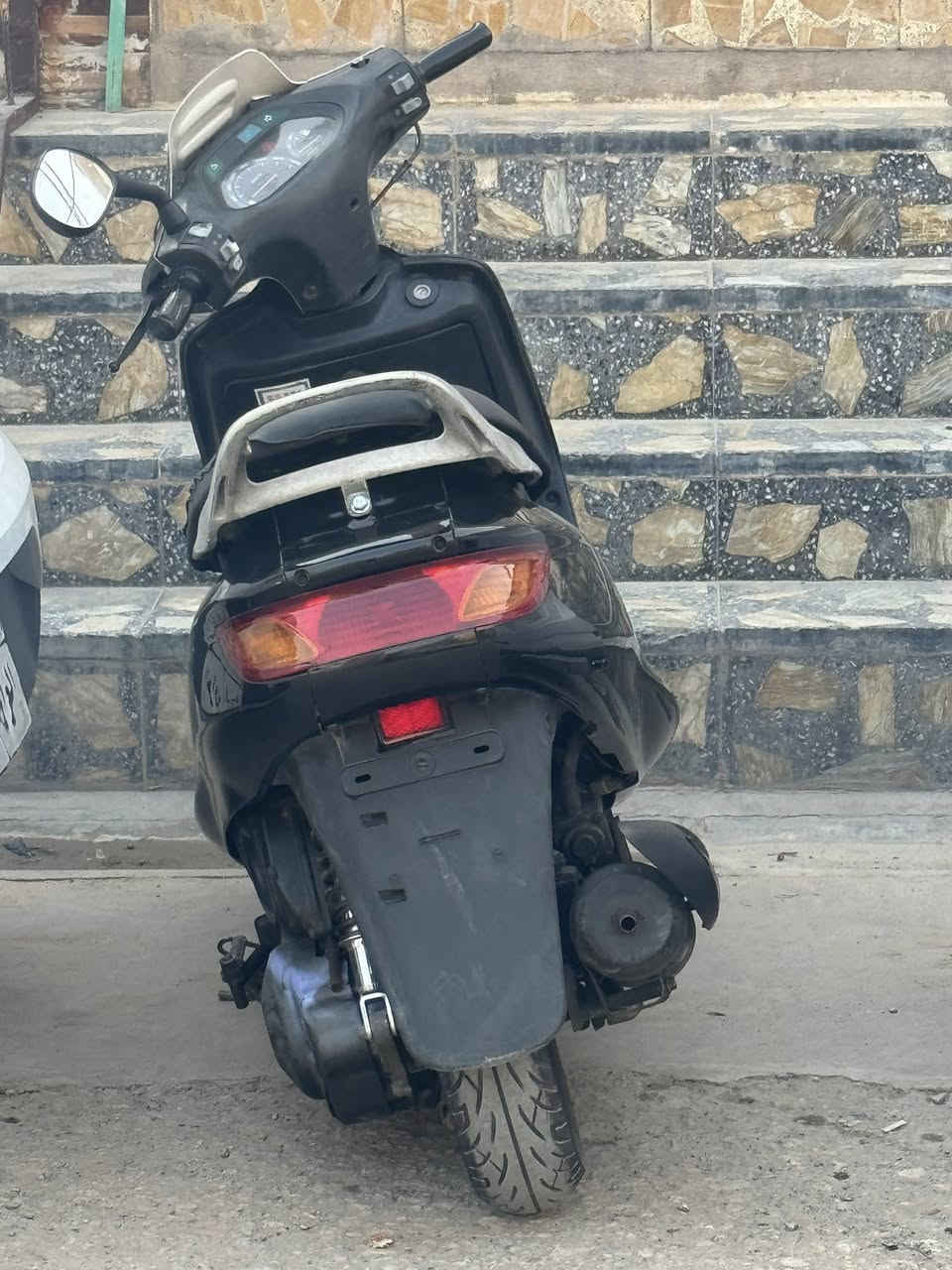 فراشة رمبه
يوم 23/2 طلعت من الوكيل 

محرك ماكس

650 وبيها مجال

نجف/***********
