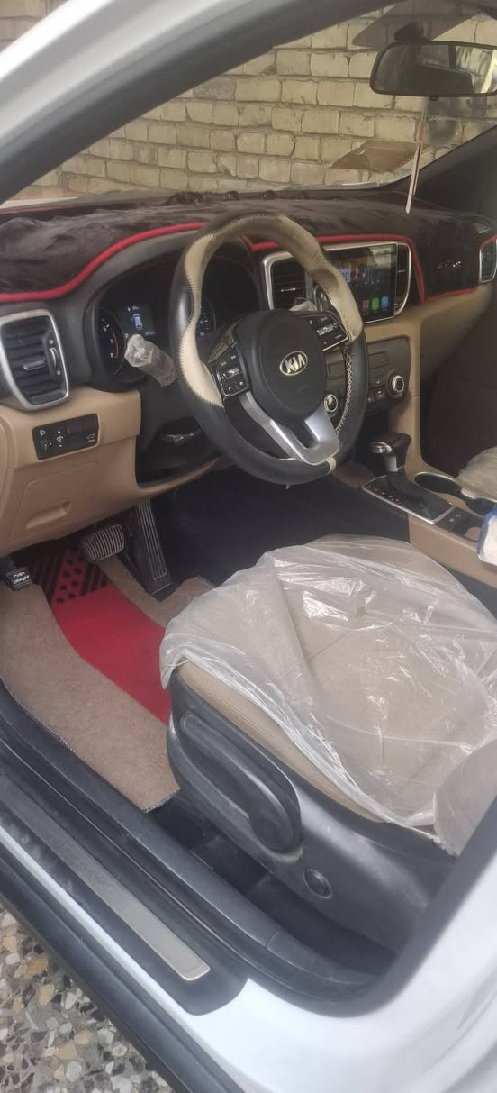 سبورتج موديل 21
مكفوله كفاله عامه
هز وسنويه البارحه كملته جديد
حجم المكينه الفين
موصفاته بنرامه جنطه كهرباء مري شفط كشن كهرباء 
مكانه بغداد مدينه الصدر
سعره ٢٢٥
رقم هاتف ***********
