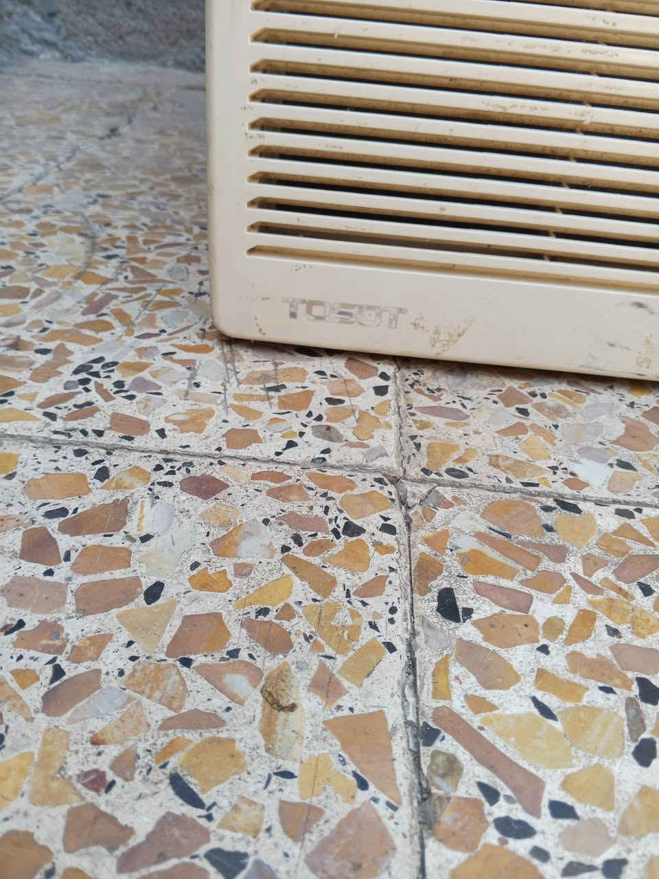 لبيع طن ونص تبريد فول ***********
