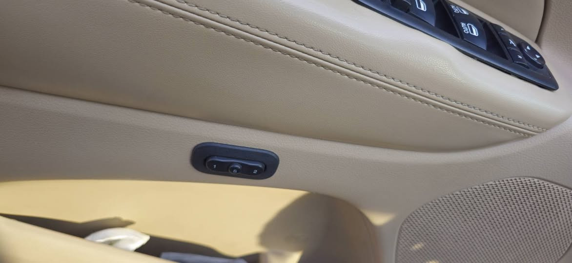 مكلف بالنشر
جيب شيروكي لمتد ٢٠١٤ 
كفالة عامه رقم بغداد بأسمي للاستفسار *********** 
اتصال واتساب
