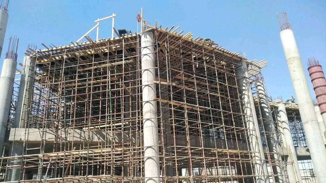 سكله كابلك هندي للايجار 
الرمادي الانبار
للسقوف والواجهات
مبايل***********
جميع الارتفاع والمساحات
جميع القياسات
اسعار تنافسيه
