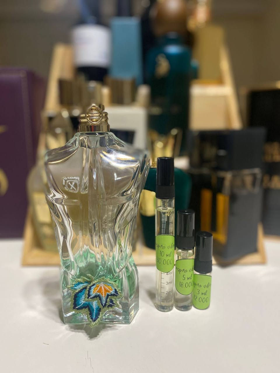 السلام عليكم مجموعة عطور صيفية + شتوية متوفرة للتقسيمات بحجم 10.5.3 مل ب انسب الأسعار ✨
🔥 سعر التوصيل 3 الاف لجميع المحافظات 
 💝 للطلب يرجى مراسلة البيج على الخاص او الواتساب 
(0774 794 5065)
#الجميع #تقسيمات_عطور
#عطورفرنسية #عطور #تقسيمات
#ديور
