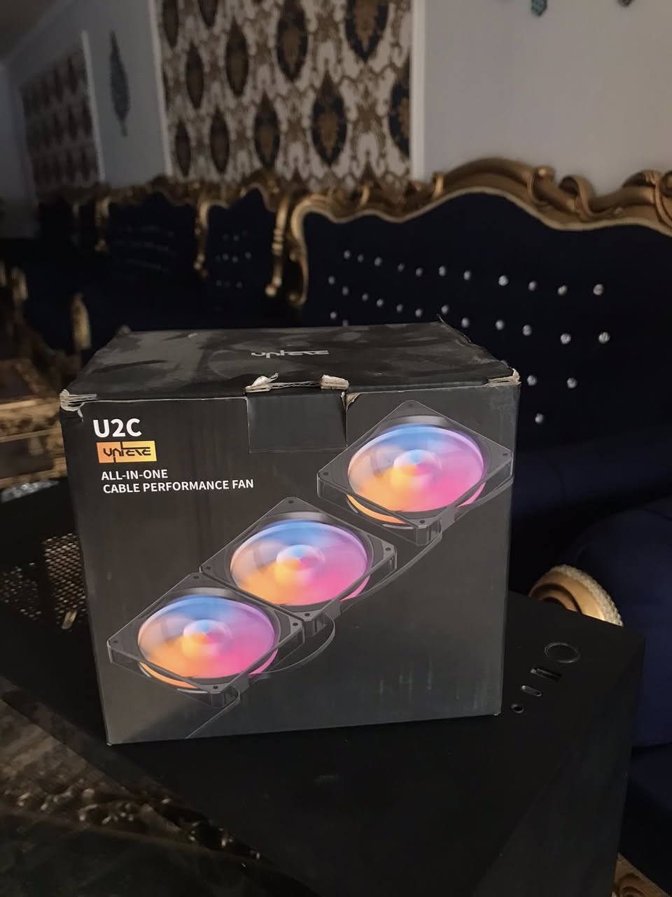 الي يحب الاشكال البسيطة و المميزة ✨

كيس NZXT  نضافة 99% 
لون اسود طافي  🖤
متوفر وياه فانات جديدات نفس اللون 
متوفر الكيس ببغداد بمنطقه الدورة 🙏🏽
سعر الكيس  بدون فانات  50 الف 
مع الفانات 75 الف 
(للعلم. الفانات جديدة و غير مستخدمه) 
الرقم : ***********
