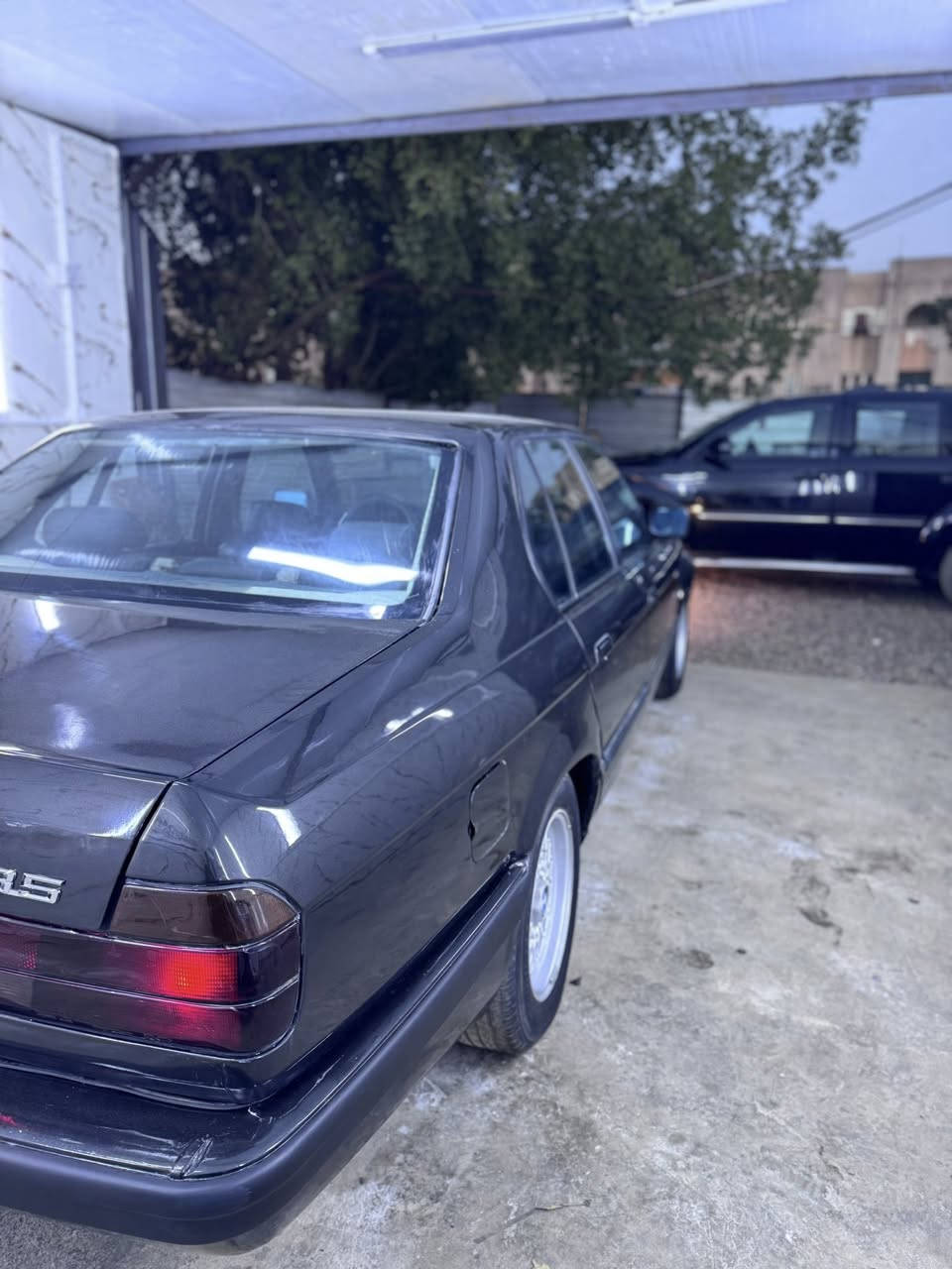 السلام عليكم بي ام البيع 735موديل 1992رقم بغداد دولي كشنات كهرباء ايرباك دبل  جكمجه صدر امامي  خلفي جديد تدفئه تبريد مكاني الاعلام السعر 55 رقم ***********
