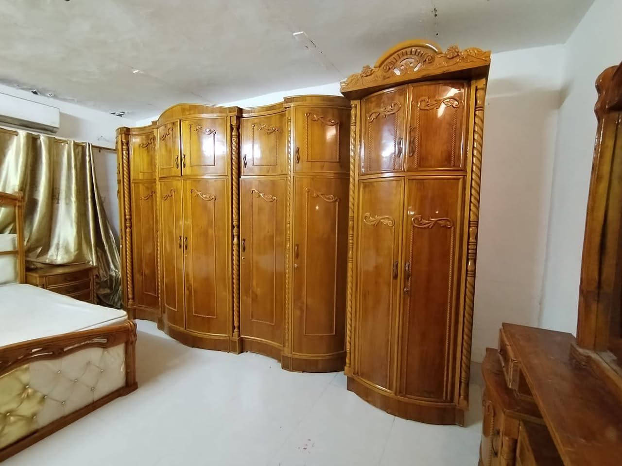 السلام عليكم غرفه تزكام نضيفه كامله السعر ب مليون ونص وبيهه مجال الشراي يراسل


**إذا كنت صاحب هذا الإعلان وتريد حذفه لأي سبب، رجاءا أرسل رسالة إلى الدعم الفني**