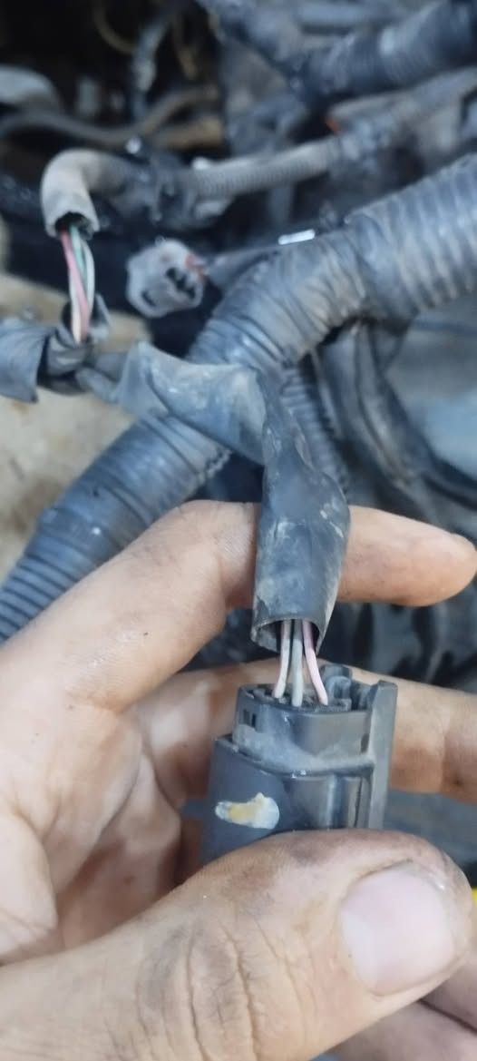 ضفيره محرك نيسان باثفايندر نظافه ١٠٠ ٪ تو ويل و فور ويل مجمع الفهد نيسان *********** واتساب
