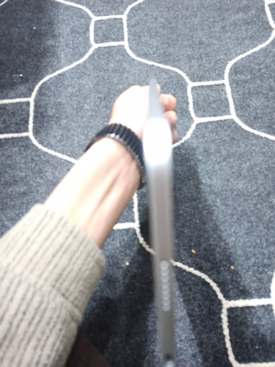 ايباد M2 موديل 2023
ايباد نسبة نضافه 95%
نسبة بطاريه 87%
لون موضح بلصوره 
مكاني نجف كوفه حي ميسان 
واتساب ***********
