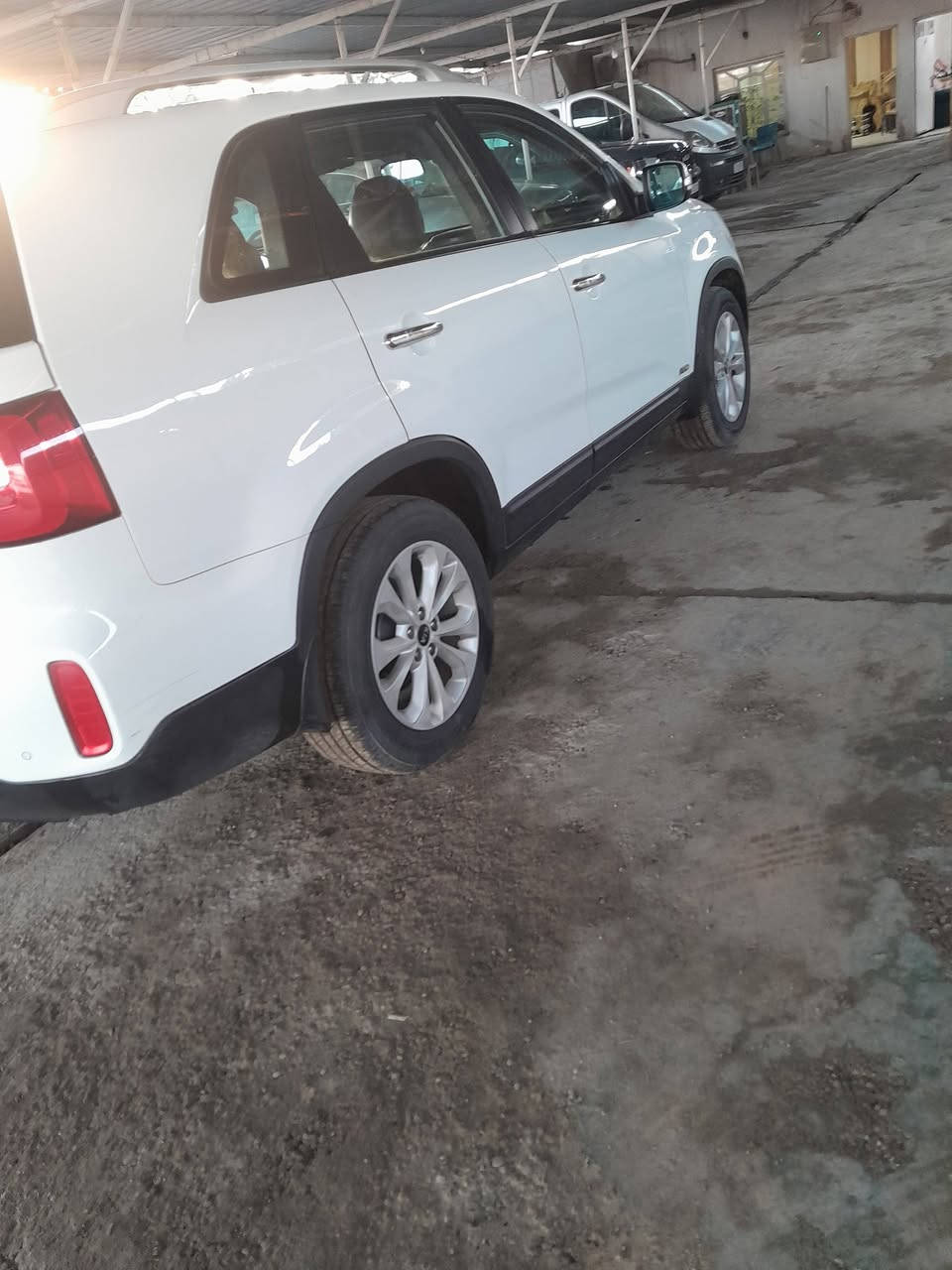 السلام عليكم سورنتو للبيع كويتي موديل ١٣ كفاله ماعدا بارد قليل كما موظح بالسونار رقم بغداد ٦سلندر سبعه راكب السعر ١٧٠ المكان بابل الاسكندريه للاتصال *********** ملاحظه رجائا الي مايعجبه السعر لا يكسر بحلال العالم
