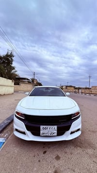 تشارجر SXT • ٢٠١٦ • ماشي ١٠٠٠٠٠