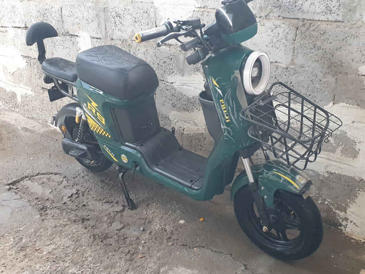 دراجة شحن استعمال شهر فقط. مكاني زعفرنية سعر550
***********
