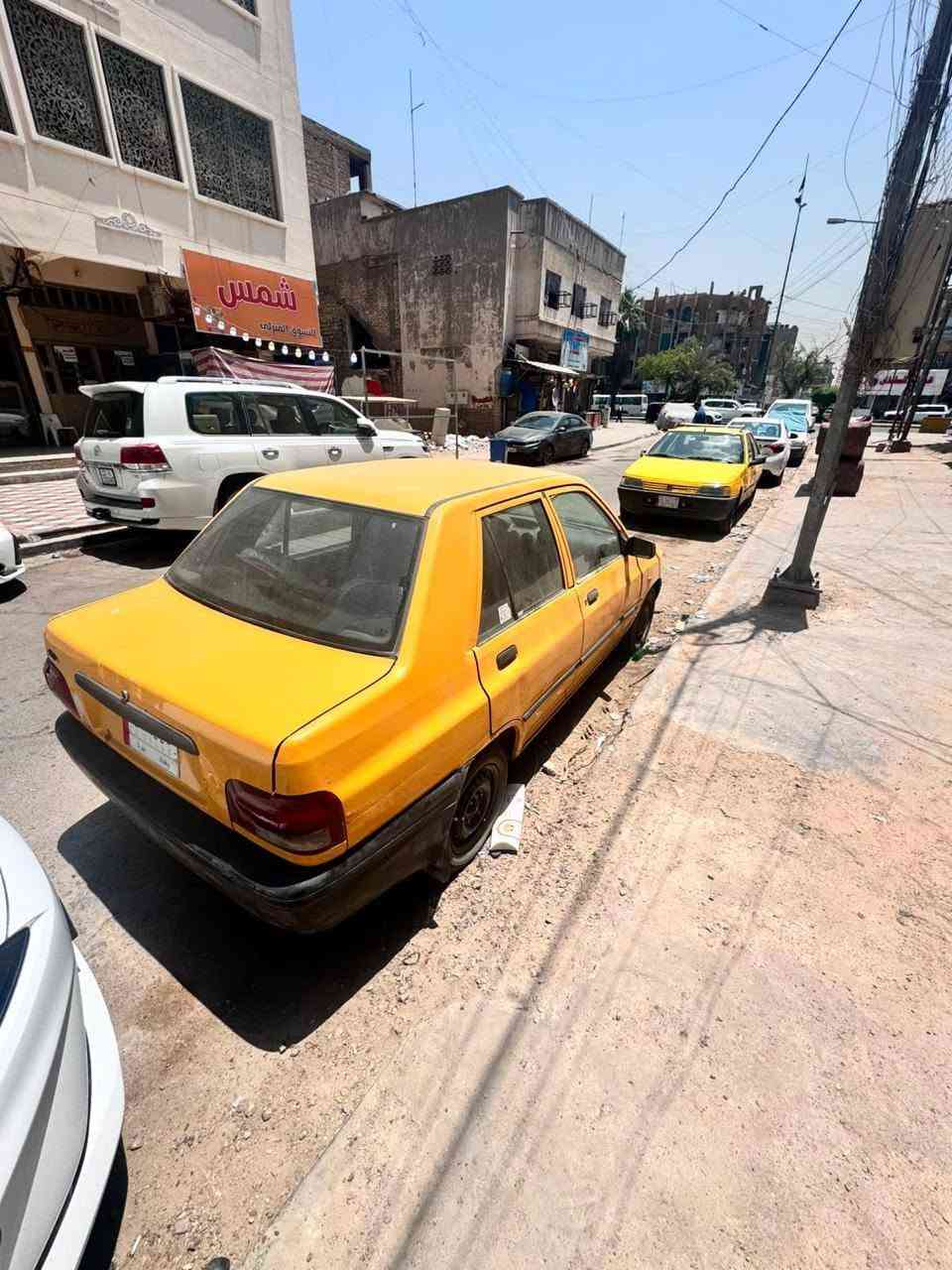 السلام عليكم سايبا مؤديل 16 للبيع عليها غرامات وهيئه ابيع بدون تحويل الكير والمحرك مكفولات بس صدرها تعبان . السعر 11 ورقه وبيها مجال هذا رقم صاحب السيارة مكلف بالنشر .. ***********
