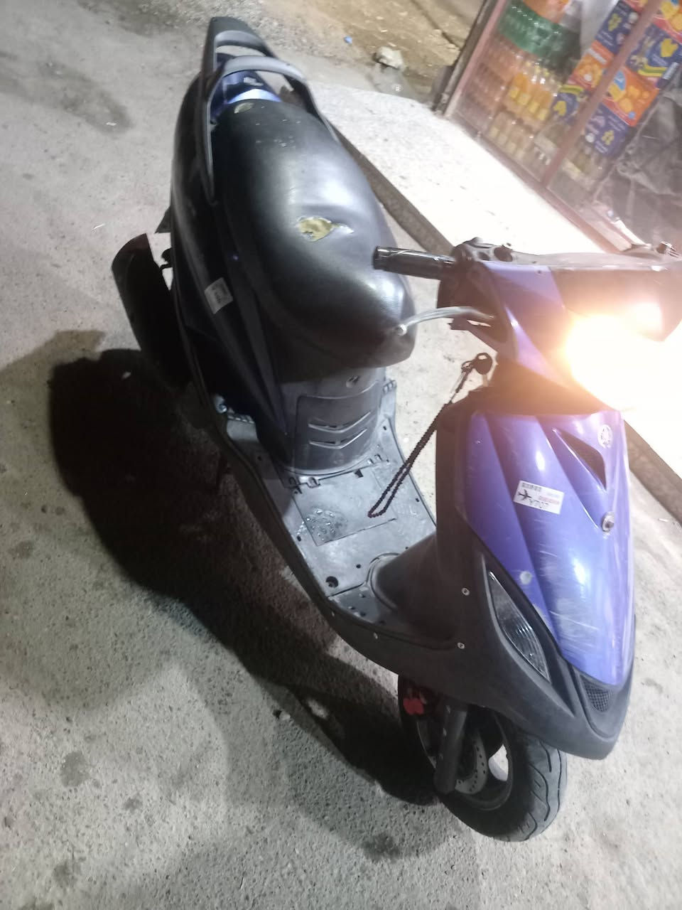 البيع ماكس 140 دراجه بلاديه كهربيات كله شغاله سلف وهندر نكره محرك مامفتوح اخرس لاتبخير ولاشي شلعه ومعدل سعر 350 وبيه مجال 
مكان بغداد حي النصر ***********
