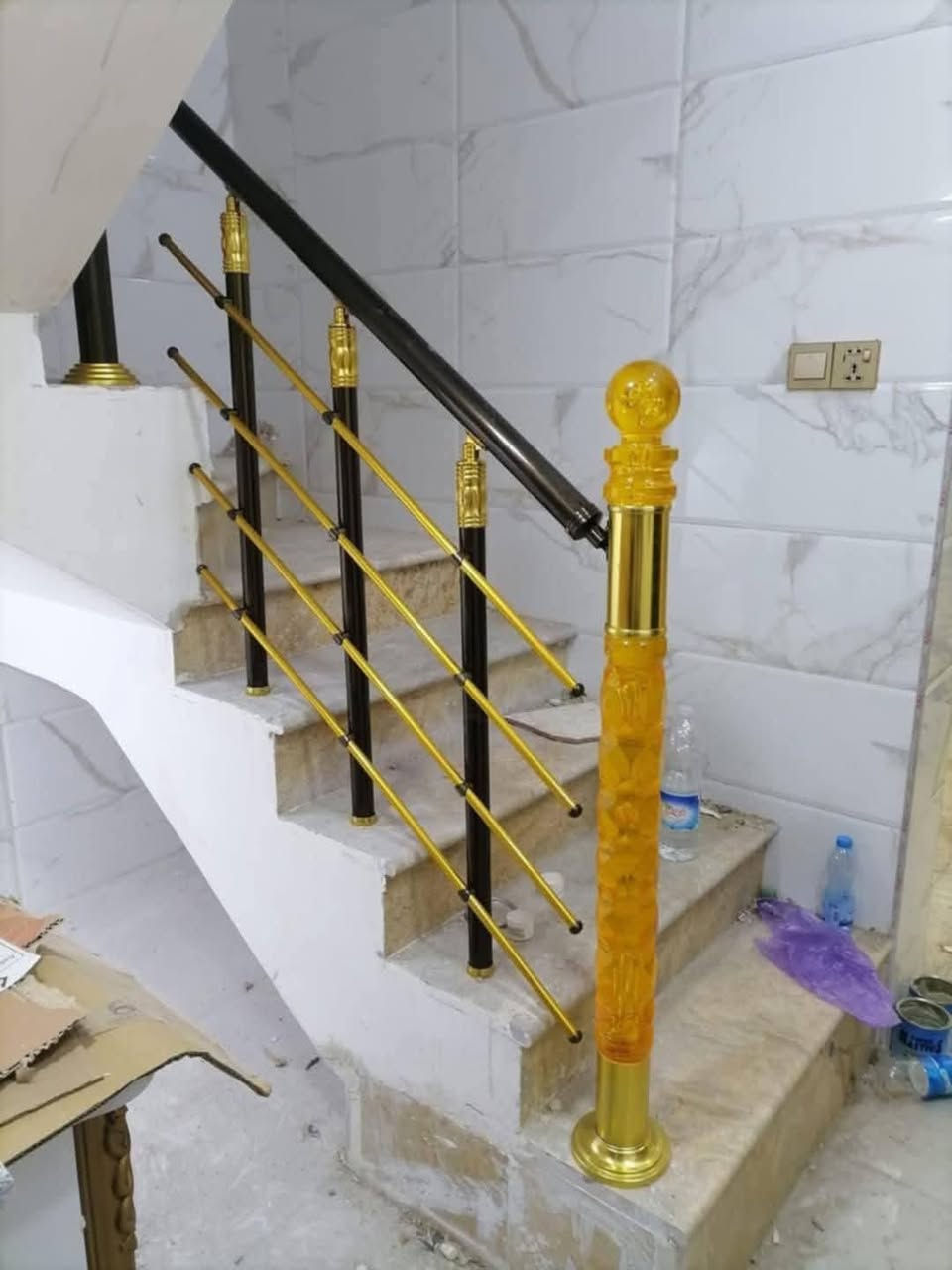 ابو شمس  للألمنيوم و البي في سي التركي
في الكوت 

جاهزين نخدمكم بأرقى التصاميم:
🚪 أبواب
🪟 شبابيك
🍽️ مطابخ
🧱 كاونترات تركية
🛡️ محجرات بأفضل جودة وأسعار تنافسية

الأسعار:
🔹 سعر متر الجام: 55,000
🔹 سعر متر المربع: 55,000
🔹 سعر المتر المحجر الدائري: 35,000
🔹 سعر العرنوصة: 25,000###

محجرات تركية أصلية ✨ وبسعر الكل يحبه!
للحجز والاستفسار:
📞 *********** (اتصال أو واتساب)
نسعد بخدمتكم
