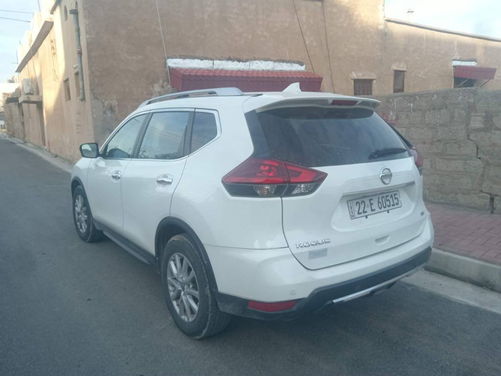 ***********
***********نيسان روگ موديل ٢٠١٩ 
مواسفات فوله ته نها سلايت و دبل اكسل نييه ٦٢ مايل روشتووه بوياغ دوو بست سارد و قوپ ئيرباگ بيلادي رادار به ردي گزوز   به ناوي خومه چوار تايه ي نوي مالي دوسته هه موو گياني به شه رت  شوين كويه نرخي ١٧٨$ ورقه مجال ***********
*********** كويسينجاك, أربيل
