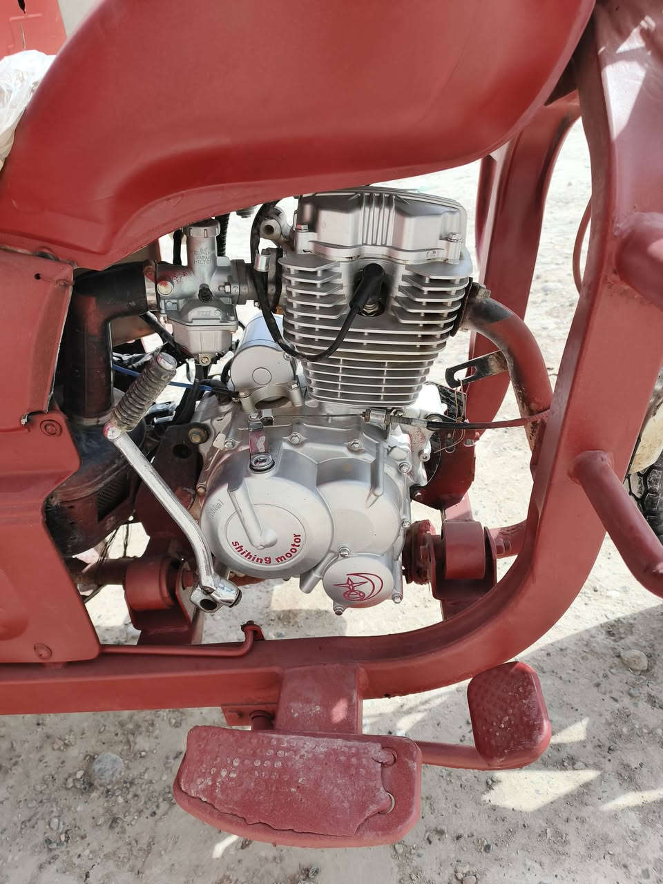 ستوتة للبيع
محرك موديل 2025 صارلة أسبوعين مشدود
موديل 2017 
مصبوغة نفس صبغ الشركة
السعر 1٫100٫000 مليون ومية


**إذا كنت صاحب هذا الإعلان وتريد حذفه لأي سبب، رجاءا أرسل رسالة إلى الدعم الفني**