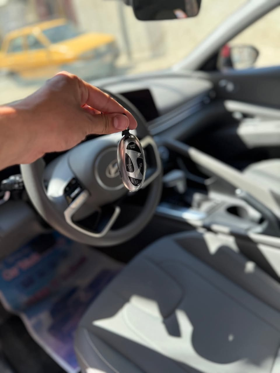 السلام عليكم للبيع
وبالعافيه على الياخذهه
هونداي النترا 2024  الشكل الجديد بدون ايرباك لون احمر ماشيه 1 الف زيرو بعده بريحة شركه 
🛑محرك 2000 Doch دوش
🛑 بصمه تشغيل وابواب وجنطه
🛑صندوق ذكي يفتح عند الاقتراب 🚶🏻‍♂️
🛑 لايت زينون عدسات بلادي + Led 
🛑كامره دوراه 
🛑شاشة لمس متصله مع عداد دجتال 
تدعم نظام Android Auto +Car play 
🛑اناره داخليه محيطيه متعددة الالوان🌈
🛑رادارات 360 درجه
🛑رادار جانبي النقطه العمياء ⚠️
🛑رادار خلفي ‼️
🛑رادار امامي ❗️
🛑تحديد مسار+ سياقة آليه
🛑توقف ذاتي 🚳 عند الاقتراب من سياره 
‏🛑‎فول تحكم ستيرن
🛑كروز مثبت سرعه 
🛑‏ تبريد شاشه بيانو منفصل 
🛑ثلاث وضعيات قيادة 
🛑‏Smart‏-Sport-Normal
🛑اوتو هولد @/
🛑منافذ Usp /Aux /12v
‏‎🛑نظام ABS/مانع انزلاق
🛑شاشه ظبط بل دشبول
‏‎🛑 حساس اطارات
بدون لوحات فحص موقت 
  صور الحادث بالمنشور حادثه جاملغ امامي مبدل وبارد وتكحيل بين البابتين بجم كبس
 ابيع على الفحص وين يعجبك افحص 
السعر 158 وبيهه مجال مكاني بغداد حي العدل 
للاستفسار ***********
