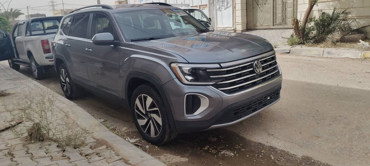 اطلس موديل 24
مواصفات سيارة SE
السعر 215 
للتواصل ***********
لا شاصي ولا لغد صور الحادث مرفقة
