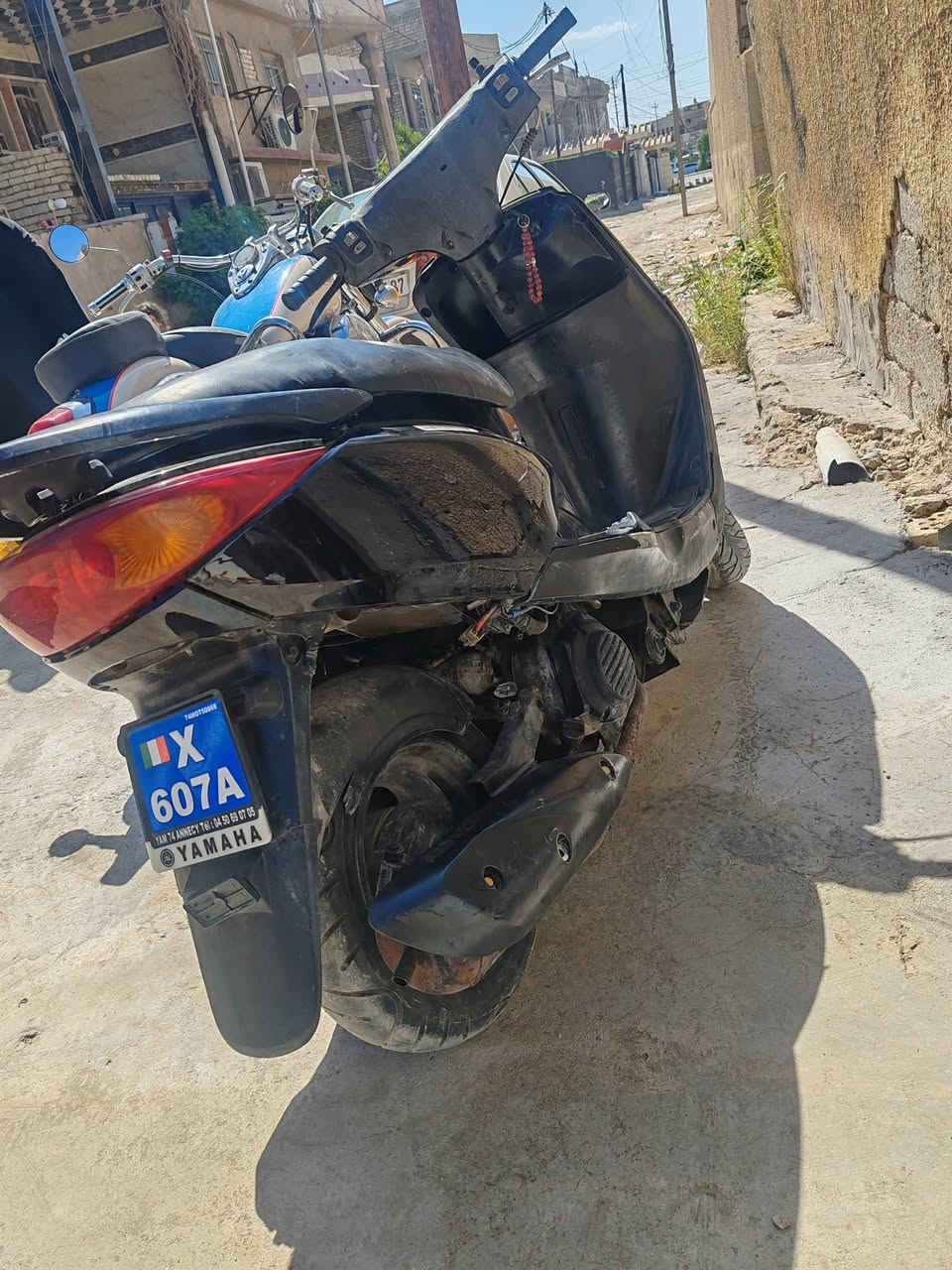 بريز 140 نضيفه 
السعر 400 الف 
سلف هندر مكينه ناعمه ممفتوحه
ادامه كامله عليه دهن جديد 
وبلك وبنز خلفي 
مكاني بغداد البياع الشهداء
يم مطعم البديري ***********

