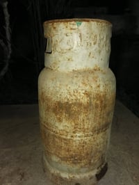 قنينة غاز عراقية • نظيفة