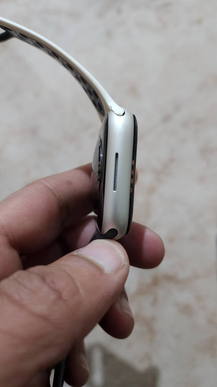 سلام عليكم ساعة ابل جيل 7 نايك قياس 45mm
ساعة حيل جديدة 
قافل ايكلود سعرها(60) الف


**إذا كنت صاحب هذا الإعلان وتريد حذفه لأي سبب، رجاءا أرسل رسالة إلى الدعم الفني**