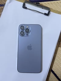 ايفون 13برو ماكس  اللون سمائي نضافه 90/100 بطارية 83 شركة  جهاز زلغ وا...