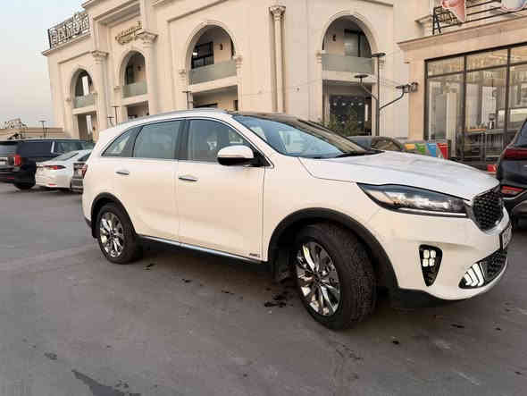 سلام عليكم 
٢٠٢٠
فول للاخير 
جي تي لاين
كويتي      Gt line
خمس كامرات  
بانوراما
ماشيه ٥٨ الف 
رقم بغداد انكليزي
كفاله عامه شرط الفحص
مكينه ٣٥٠٠
بيع مستعجل السعر              ٢٧٩$ 
وبيها مجال بسيط حك الجيه 

***********
***********
