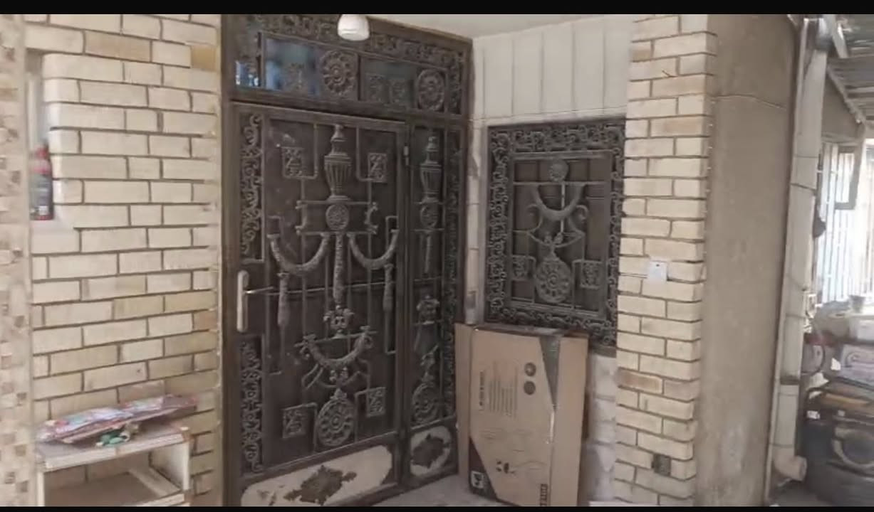 السلام عليكم بيت للبيع في دور النفط المركز الثقافي ٤٠٥ متر نزال ٢٠*٢٠
لمزيد من المعلومات التواصل واتساب على رقم ***********
