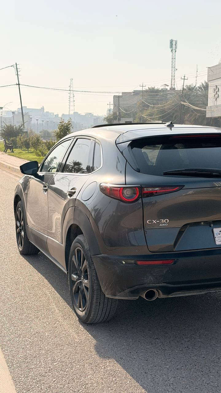 سلام عليكم
للبيع  
_____________________
مازدا cx-30
موديل :2024
الفئه: بريميوم بلس اعلى فئه
وارد: كندي
حجم محرك :2.5 تيربو
السيارة ماشيه : 5 الف كيلو 
حادث: طخطخات بسبب الثلوج تبديل باب وجاماغ
الصبغ: علا كد مكان الضرر+ تصيلح وصبغ درجه اولى
لون السيارة : لون رمادي مميز 
مكان السيارة: كربلاء المقدسة
صور الحادث: مرفقه بل المنشور 
__________________
 المواصفات : 1\1 ،  / بصمة تشغيل + أبواب +صندوك /مثبت سرعة + رادار أمامي  جانبي وخلفي+ توقف ذاتي / رادار جانبي نقطة عمياء / رادار تحديد مسار و رادار تفاعلي  / رادار خلفي +  + توقف ذاتي / حساسات 360 درجه/ كامرة 360 درجه / داتو شو / فتحه سقف/ شاشة لمس  كبيرة / /فول تحكم ستيرن / تبريد بيانو  / نظام اقتصادي + نظام سبورت+ نورمال / اوتو هولد و بريك بصمة / نضام تدفئه كشنات/
السعر : 165 
للتواصل : ***********
للتوضيح: السياره حره بأسمي بدون رقم
