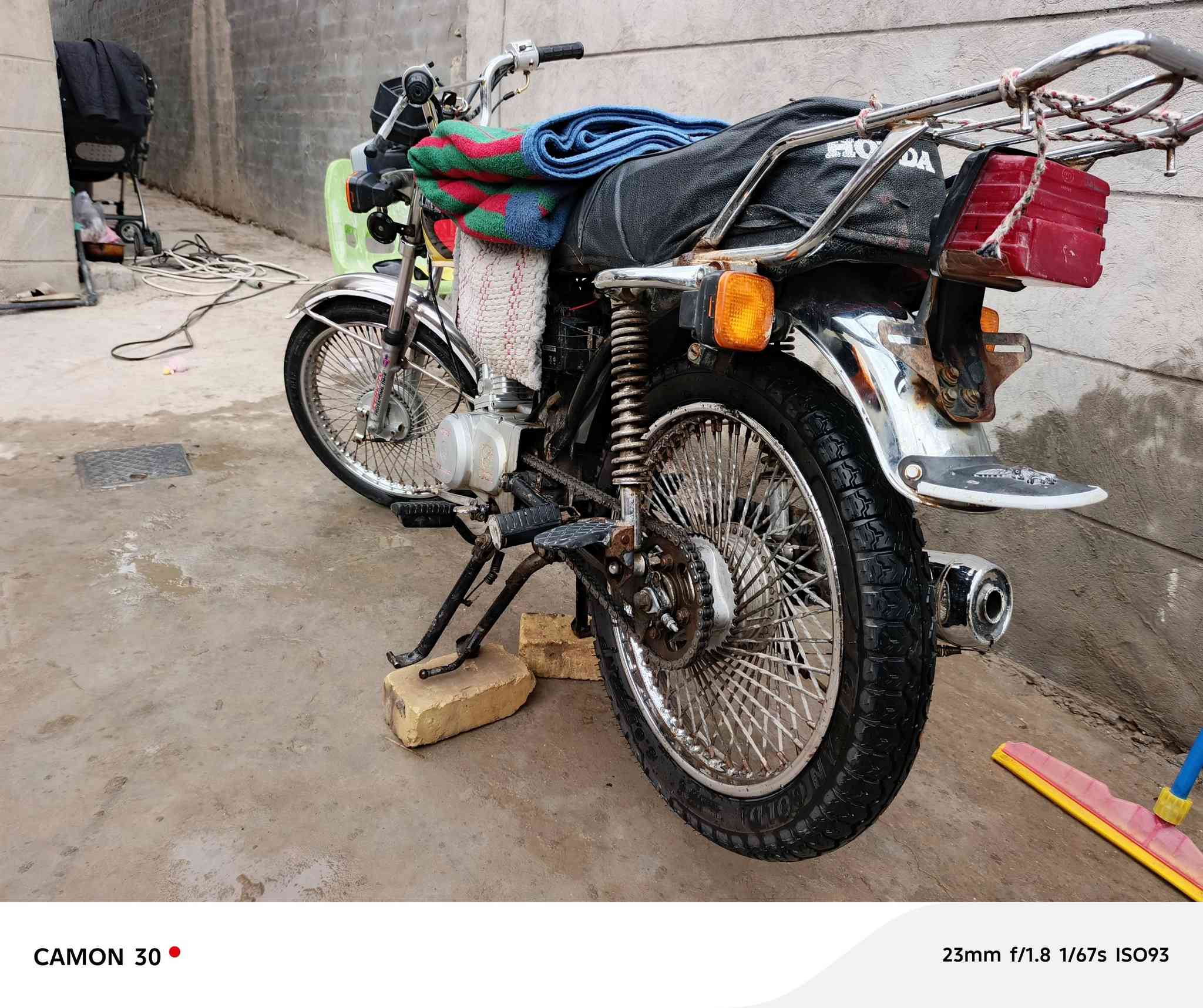 تايكر للبيع أو مراوس موديل 20 كامله أوراق اصولي المكان بابل قضاء المحاويل السعر 450 وبيه مجال رقم ***********
