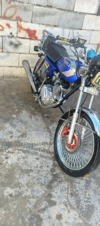 ماطور 23 • محرك ما مفتوح • السكن العلم