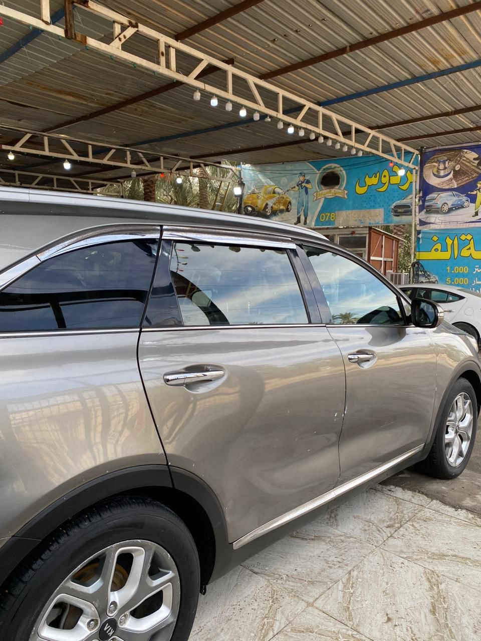 سلام عليكم  سورنتو 2017  وارد امريكي ✈️🇺🇸 فول ما عدا البصمه جاهزه من كلشي  معروفه موصفات 7 راكب  محرك 2400 gdi  مداريه بل بانزين ما شامه العادي فقط محسن 🪫💸عليه ادامه  كامله ما تصرف عليه دينار تاير جديد حداديه 100‎%‎ سبيره ما نازل  تبريد السورنتو بعد 🥶 تدفئه بل كشنات امامي كشن السائق كهربائي تحكم ذكي ناطقه تحكم ستيرن 3 انظمة قياده بيه  ماشيه 88 ميل فقط سعر 145 تواصل واتس ***********  مكاني شعب سما بغداد تحايتي الكم 🫡
