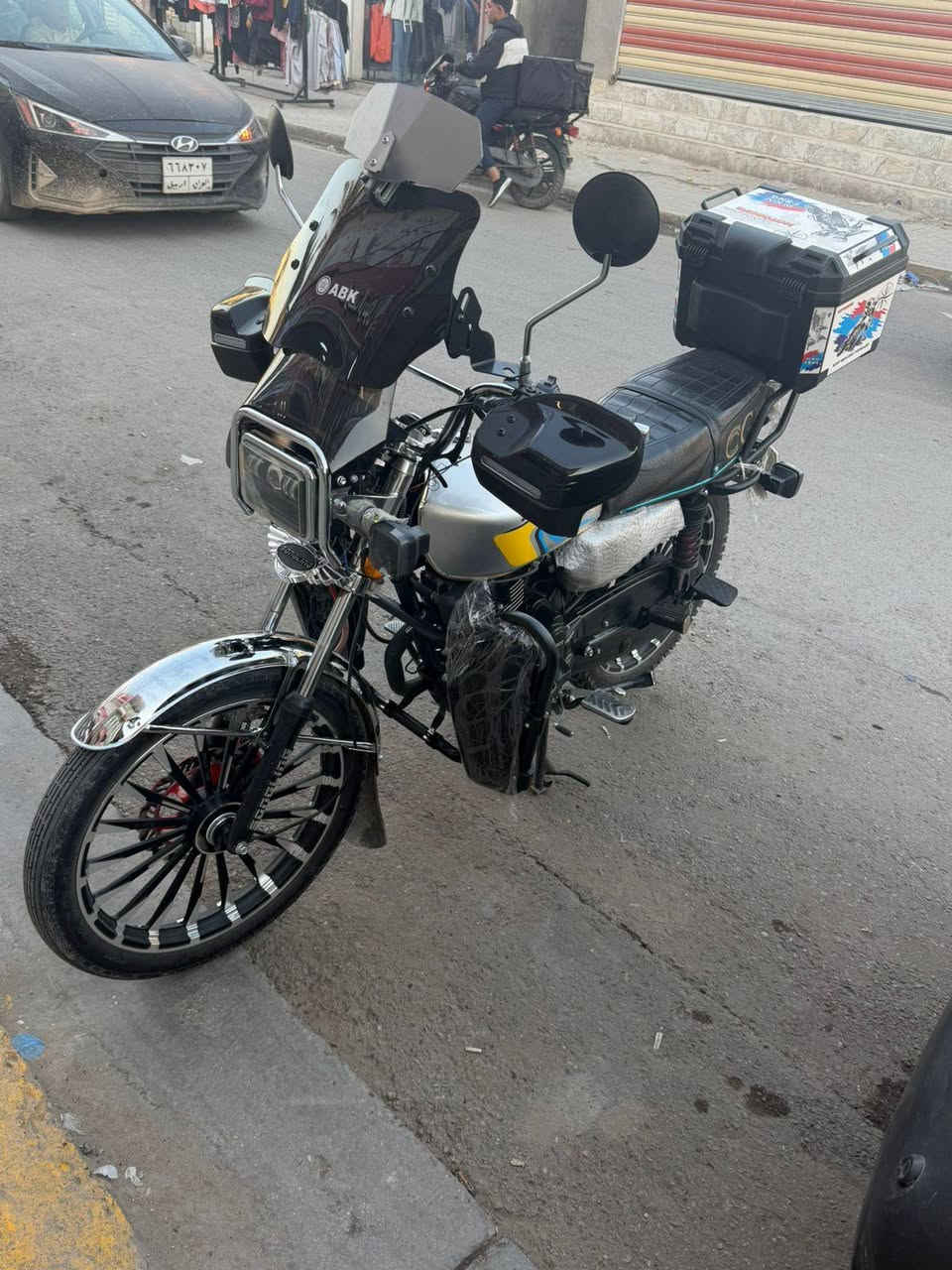 السلام عليكم دراجة سونك موديل 2026دراجة نضيفه بصمه اوراق كامله مكان بغداد جسر ديالى القديم الرقم ***********
