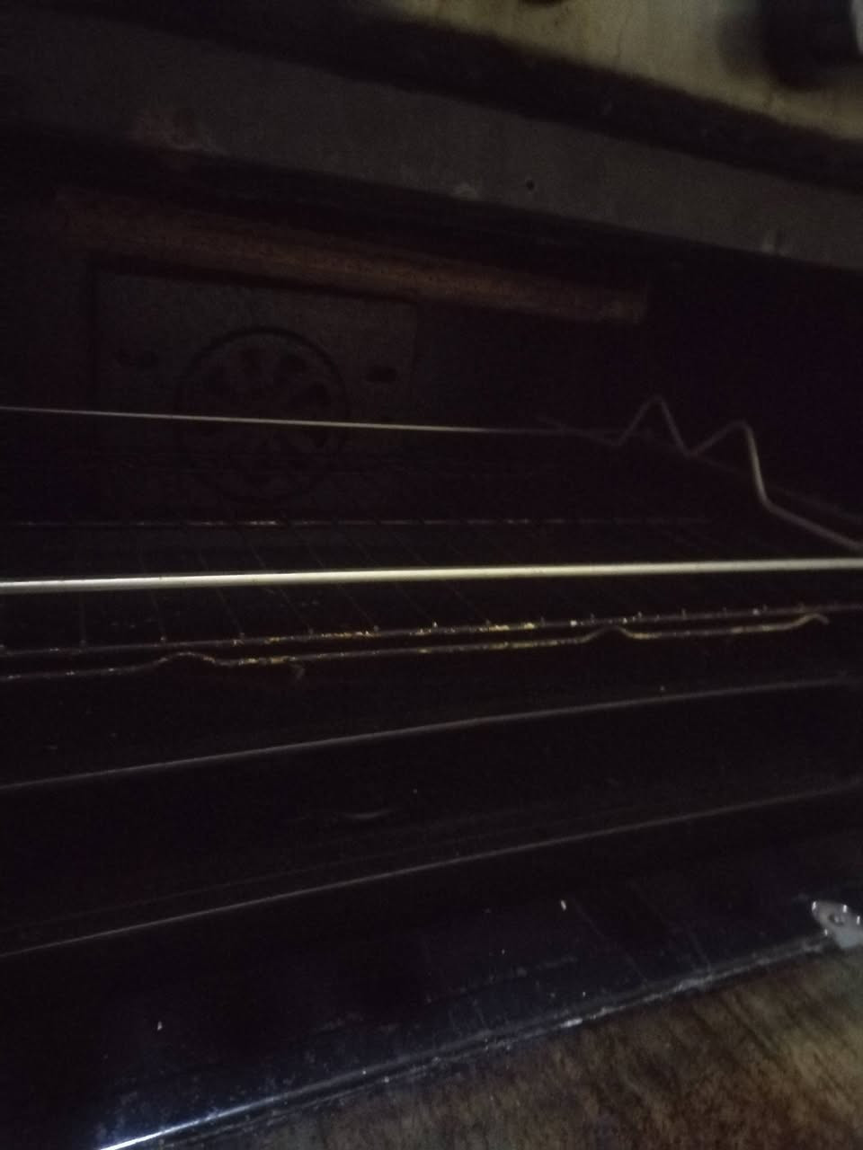 طباخ للبيع خمس عيون نظافه ٨٠ ب الميه السعر ١٠٠ وبيه مجال


**إذا كنت صاحب هذا الإعلان وتريد حذفه لأي سبب، رجاءا أرسل رسالة إلى الدعم الفني**