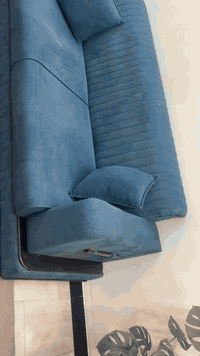 تخم ١٠ مقاعد نظيف مستعجله ع بيعته اريده ب٤٠٠ وبي مجال للشاري0773630037...