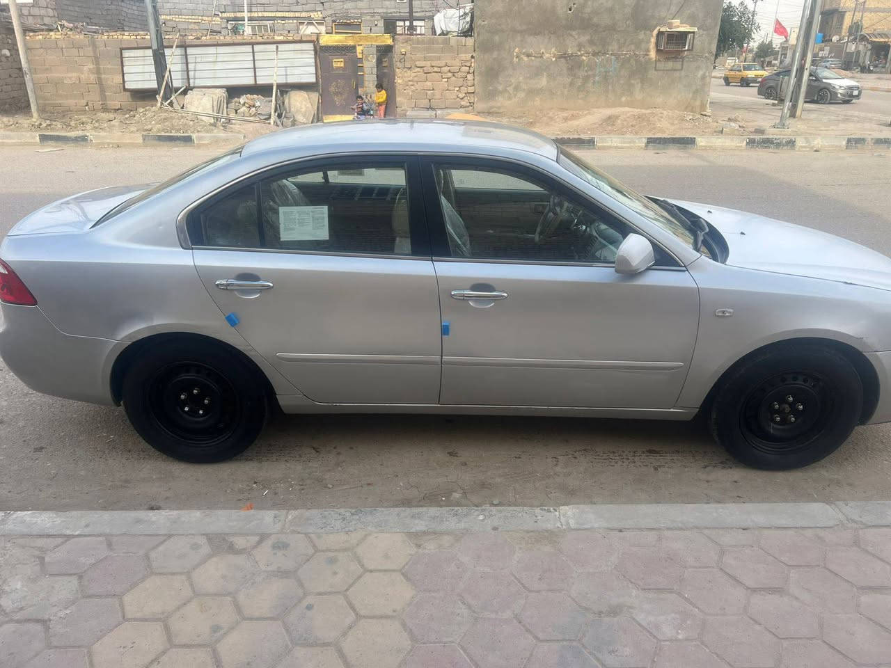 كيه اوبتيمه مديل 2009 كيه اوبتيمه مو لوتز اوبتيمه سياره كفاله ما عده جاملغ الامامي مال السايق مبدل الباقي كفاله مكينه وكير خير من الله مكينه توني شادها صار 15 يوم مكينه 2000 دوش سياره حلوه وخير من الله من كهربائيات تبريد شاشه مضخم عرفتها تخبل تخم تاير نضيف زوج ويل توني شاده  بيها ملاحضه البك لايت مو مالها البلاد مال لوتز شادين  رقمها بصره الدولي كامل مكمل بس اداور  (((مكان ناصريه مركز)))
الاستفسار ((( *********** ))) 
               ((( *********** )))
