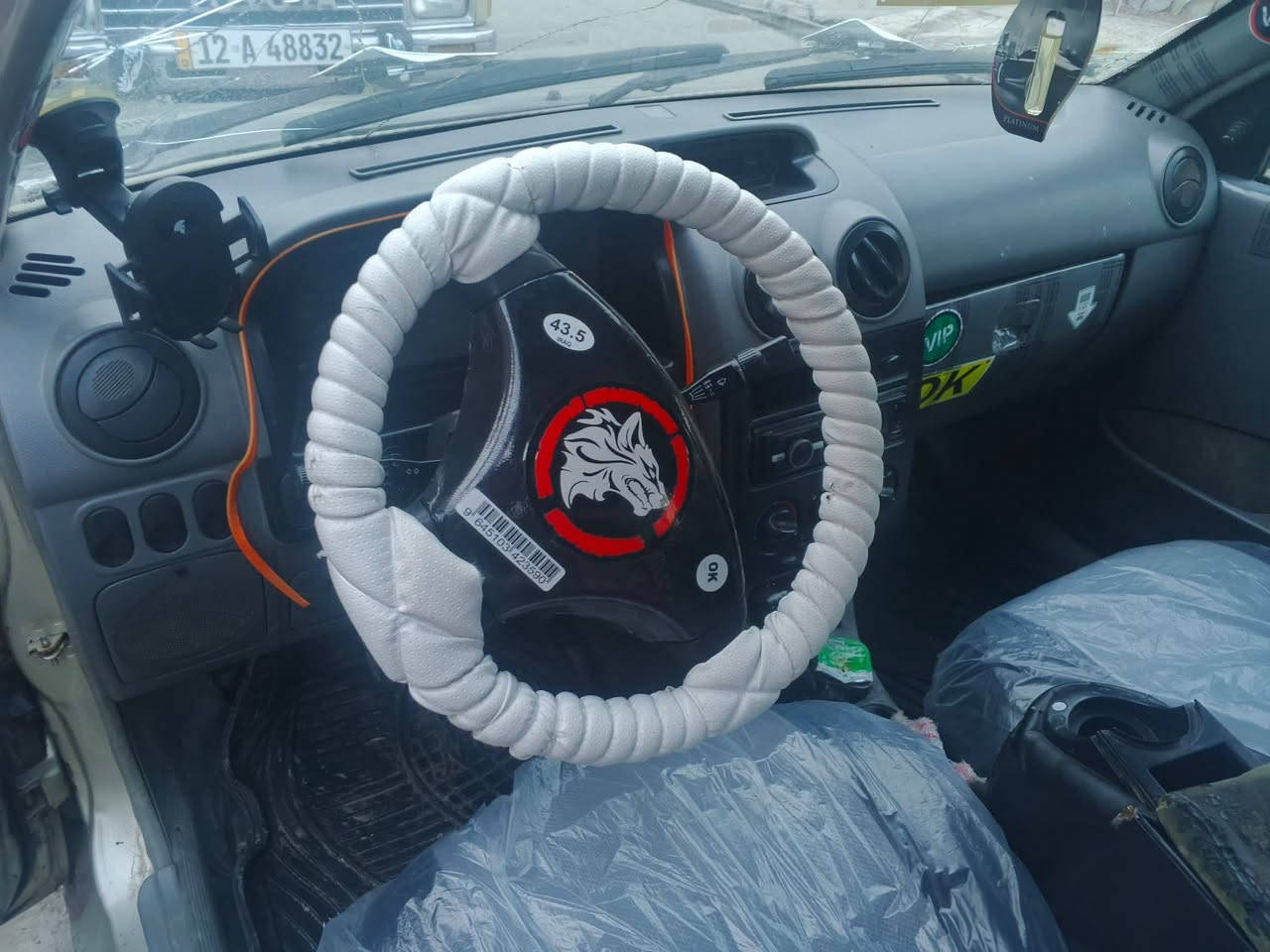 السلام عليكم 
سايبة موديل 2012 للبيع 
سعرة 22 وبيها مجال 
والسيارة كدام العين +الفحص


**إذا كنت صاحب هذا الإعلان وتريد حذفه لأي سبب، رجاءا أرسل رسالة إلى الدعم الفني**