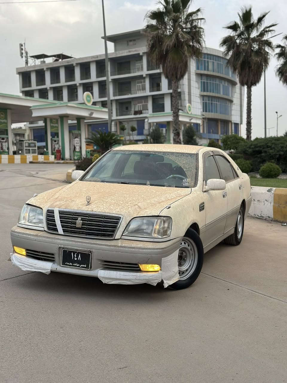 سڵاوی خواتان لێبێ  مەلیکە ٢٠٠٢ 
بڕاوەیە
دیفۆڕی بچوکە 
گێڕ و مەکینە  
بە شەرت 
سەقف بە شەرت 
یقرچێکی بچوکی پێشی هەیە لەگەل یەک 
تۆزلا لای قەپاخی بەنزینەکەی 
بەقەت دەمی پەرداخێک  
***********
36$ مەجالێکی کەم

