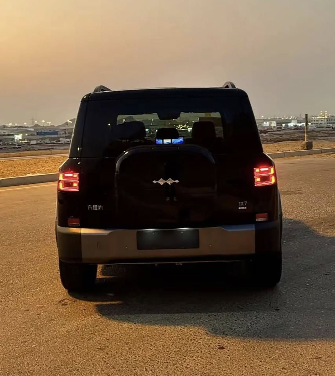 💣 ليوبارد 7 🔥 القوة تلتقي بالفخامة
🚙 SUV دفع رباعي
⚡ هايبرد – أداء قوي وصرفية ممتازة
🛞 جاهزة للطرق الوعرة والسفر
📺 شاشات متطورة + رادار 360
🛋️ داخلية فاخرة ومواصفات عالية
✅ البيع نقد فقط
✅ متوفر جملة
📍 عنوان المعرض:
معارض البياع المدخل الرئيسي، مقابل محطة بنزين خانه – معرض حجي خالد
📞 للاستفسار:
***********
