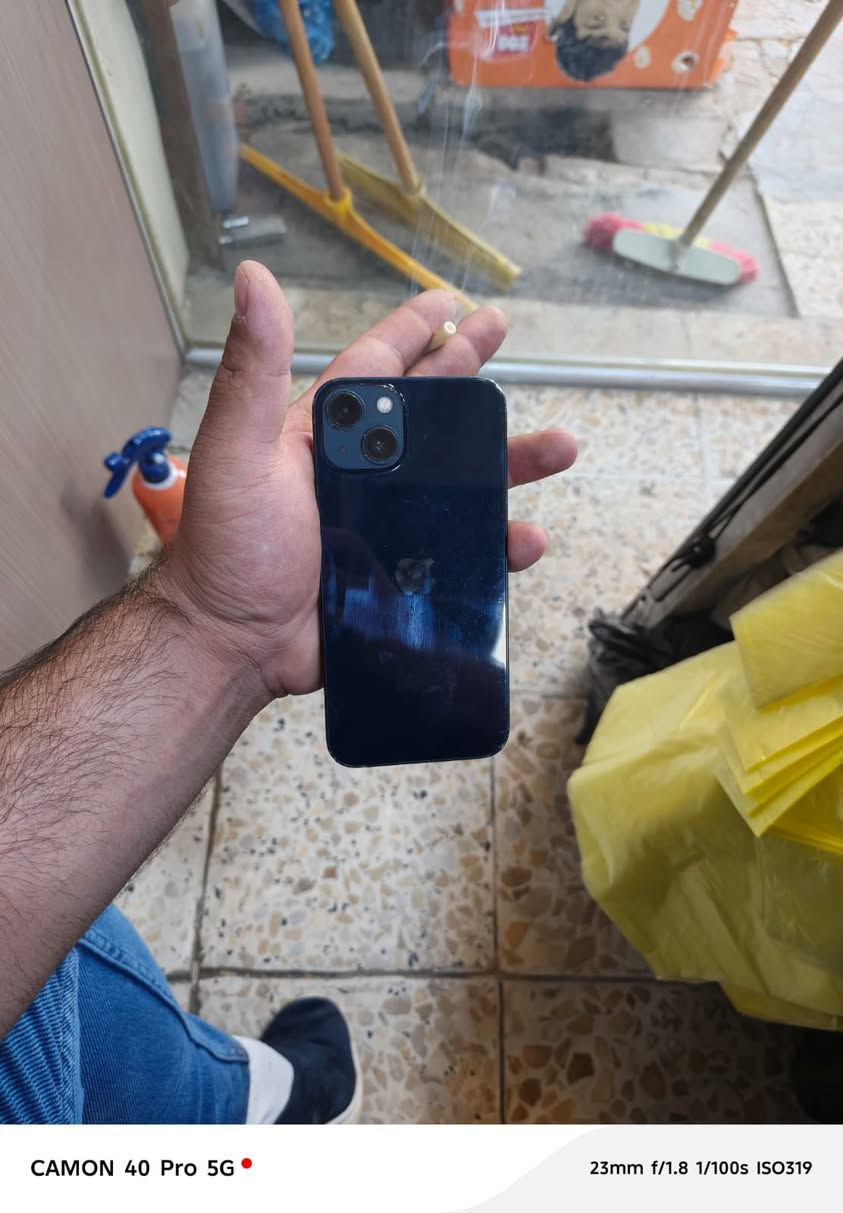 سلام عليكم ١٣لببع
خوش جهاز 
ونضيف 
بس قبل كم شهر اشتريتله ايكلود وقفل رحت لمحل ابو مبلايت يكلي اله حاسبه يله يفتح 
ملاحظه مابي لا علبه مالته ولاشاحنه 
قيم شكد سعره اني رايده ب٢٨٥قفب 
رقمي0 775 394 3795‬

بطاريه ٧٧
