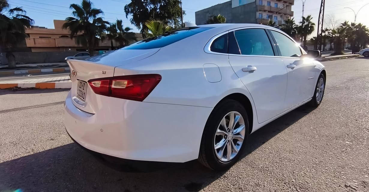 السلام عليكم
للبيع فقط !!!!!!
شوفرليت ماليبو 
رقم اربيل
موديل : 2023
سعر : 128 $ ورقة 
وارد : امريكي
اللوان : ابيض
السيارة بيها بنيد فقط 
باقي السياره كفاله
المواصفات  LT
عداد المشي 50 الف
كاميرا
ابواب  بصمة
بصمة تشغيل  
هاند بريك بصمة
اوتو هولد 
اوتو ستارت  
رادار امامي (تحديد مسار)
‏‎رادار جانبي (نقاط عمياء)
‏‎رادار خلفي (التحذير من الاصطدام)
ويل كب
.
مكان السيارة . صلاح الدين . تكريت
رقم الهاتف ***********
