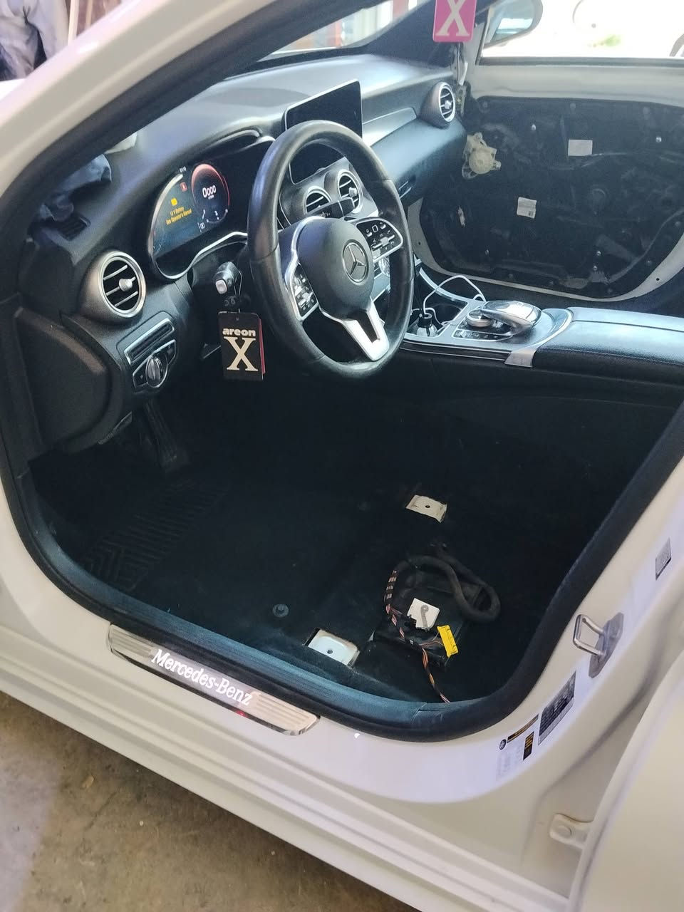 دوشمة الإبداع 
دوشمة وكماليات جميع انواع السيارات 
العنوان الكريعات شارع الوقف السني 
***********
