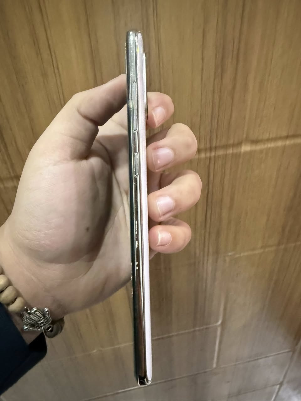 السلام عليكم 
تلفون للبيع A70
جهاز نضيف كلشي ممبدل بي  
بغداد الدوره للأستفسار خاص 
***********
