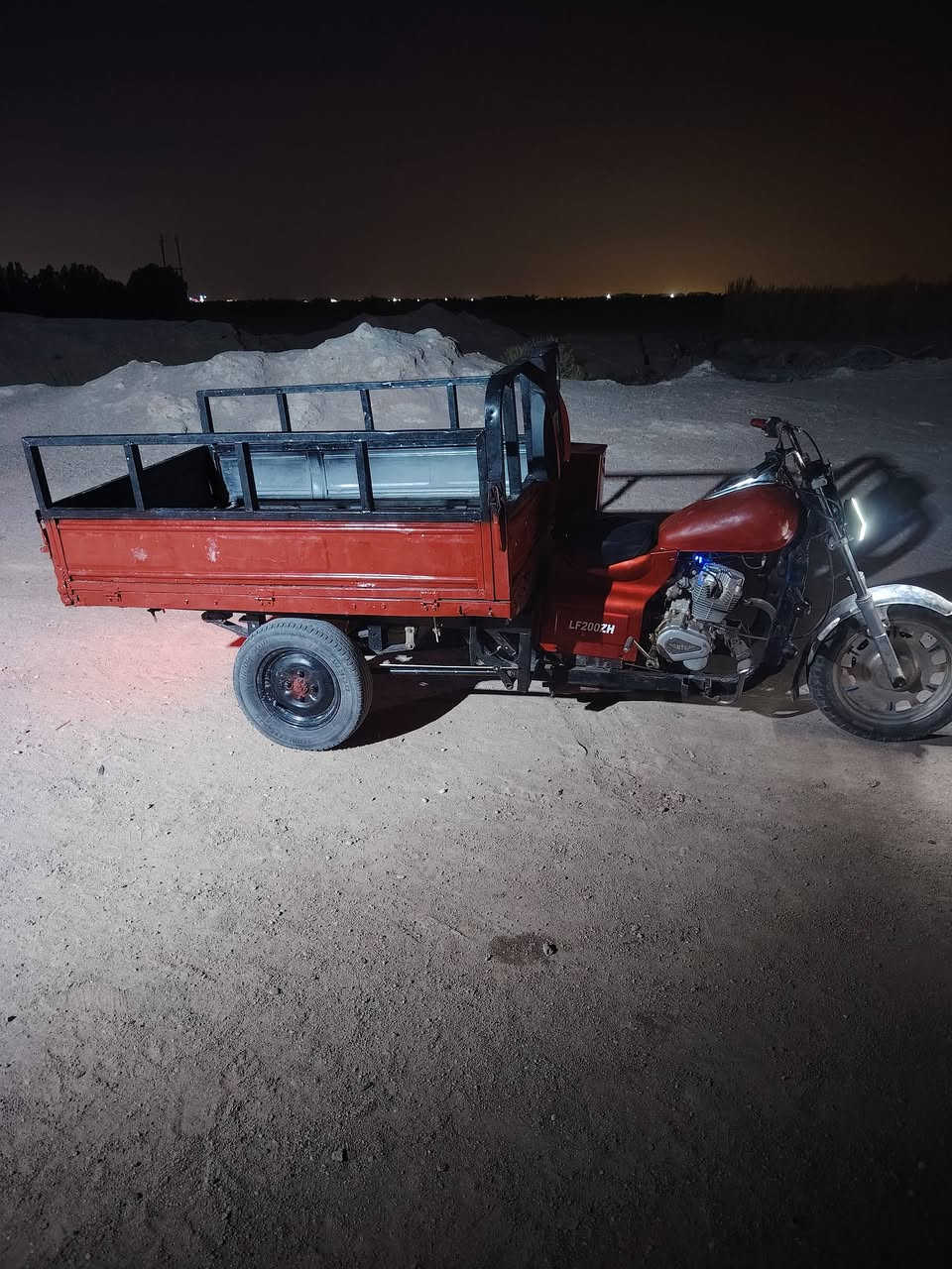 السلام عليكم ستوته للبيع ام تي ار ادوات مكفوله من العشائر شاصي مكفول بل باكيت اكسن برقي توني مبدله جديد محركه شويه تعيبان نص عمر بس شايله يوميه اروح بيه للخور لزبير ماعليه يكدك سنه مكانه خويسات حقل 10 سعره 700 صبق جديد وكشن وصفاحيات ودوست ضهر رقم راعيه***********
