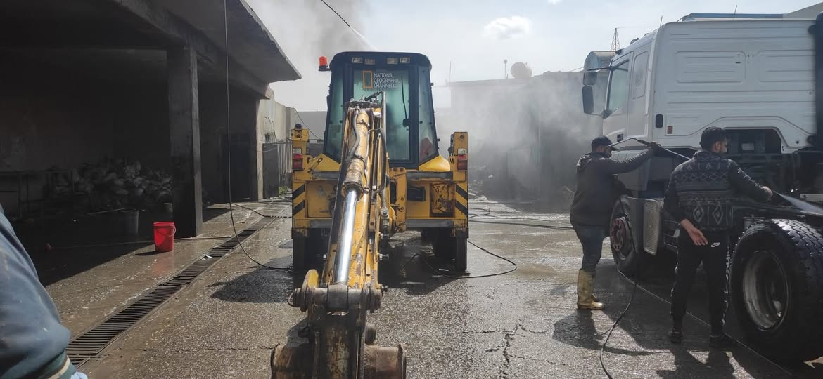 سلام عليكم حفاره هودروماك موديل 2007 رقم اربيل باسمي عنوان الموصل معه جك شغال  ***********/اسيا *********** موجود واتساب
