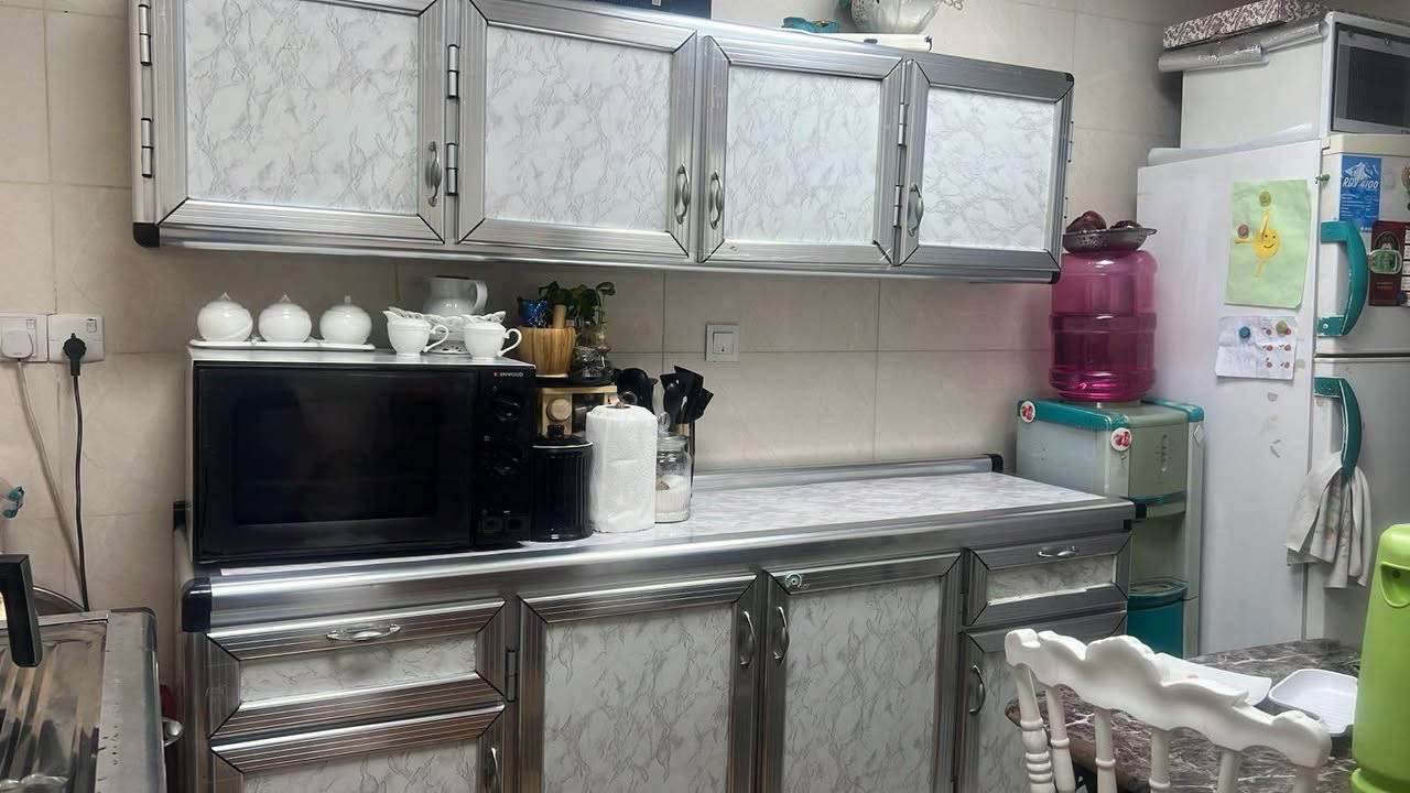 مايكرو ماركه كونيود نظيف كلش
براد ماء ماركه جنرال صح شكله تعبان بس يجمد ومي ثلج بي وبي تسخين هم
فرن كهربائي ماركه تريميكال كلش توب وحرارته عاليه فقط اليدة مكسورة
طباخ شغال وناره عاليه وزركه. نقص بس جامه مكسورة
مكاني حي الجهاد بغداد, العراق


**إذا كنت صاحب هذا الإعلان وتريد حذفه لأي سبب، رجاءا أرسل رسالة إلى الدعم الفني**