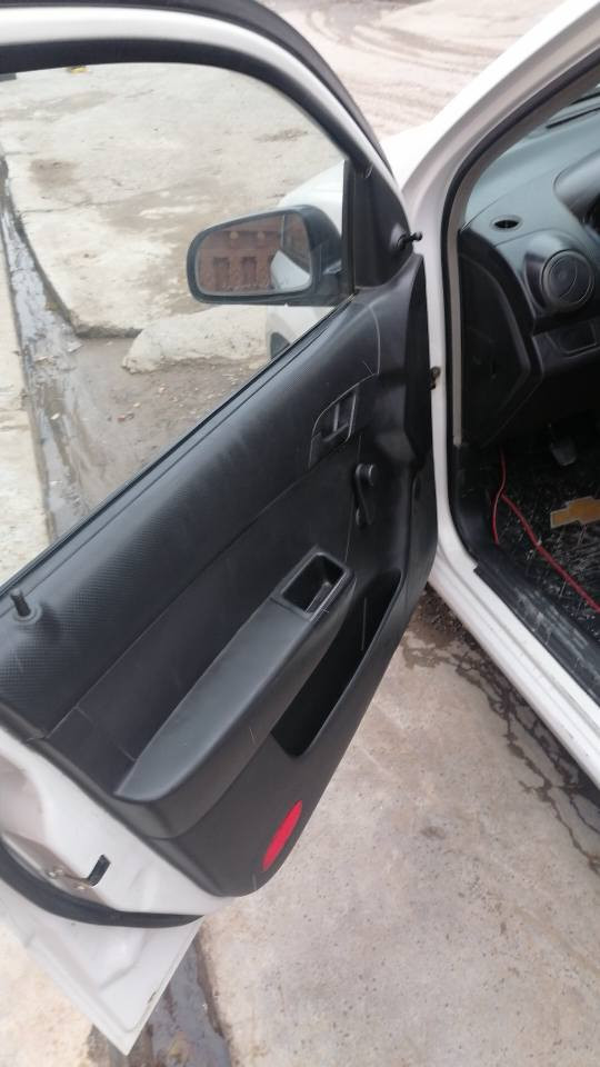 سلام عليكم
سياره افيو للبيع
٢٠٠٨
فول عادي 
بيها ٤ قطع صبغ
بدون دواخل
تبريد شغال
المكينه تصرف قليل
عليها غرامات ٢٠٠ دولار
سنويه ساقطه 
سعرها 53 ورقه   ومجال 
رقم موبايل *********** أربيل, العراق
