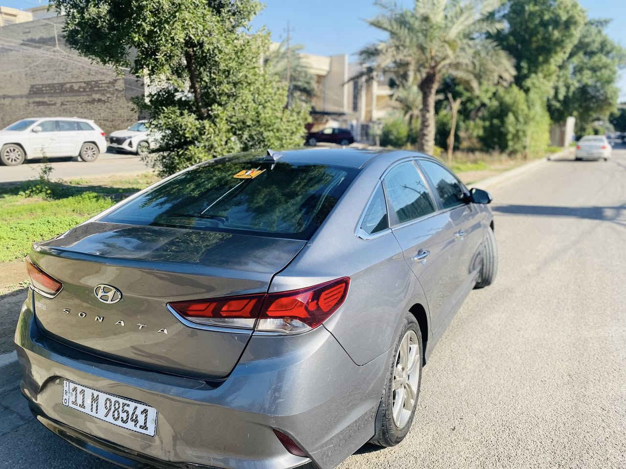 السلام عليكم 

سوناتا 2019امريكي للبيع
ماشيه 73 الف 
رقم بغداد سنويه وهزه جديده 
حادث بارد بالبنيد وصبغ قبق الجنطه فقط 
صور الحادث بالمنشور 

كير مكينه صدر تبريد كله مكفول 

منضومه بانزين جديده 

فول مواصفات عدا الفتحه 

بصمه وبصمه ابواب وجنطه 
رادارات جانبيه 
كشنات كهرباء وتدفئه 
تحكمات ستيرين 
تبريد قطعتين منفصل 
اشاير بالمري 
شاشه تدعم كار بلي وكامره خلفيه 
درايف موود 
منضومه زنون عالي ناصي 

السياره جديده وخير من الله 

السعر /125 ورقه وبيها مجال بسيط 
عنوان بغداد حي الاعلام 
***********
