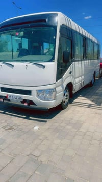 يتوفر باص لنقل الشباب وعوائل الى مزراع وشاليهات موبايل 07700030195