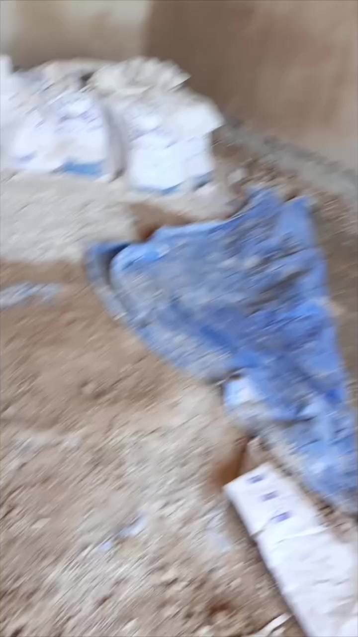 لباخ متفرغ جص بورك سمنت شغل درجة اولى تصفير مساطر زواية 90 نضافة ودقة في العمل 100 💯 ر***********
